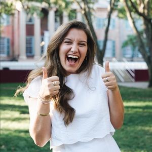 Meet your Posher, Amanda